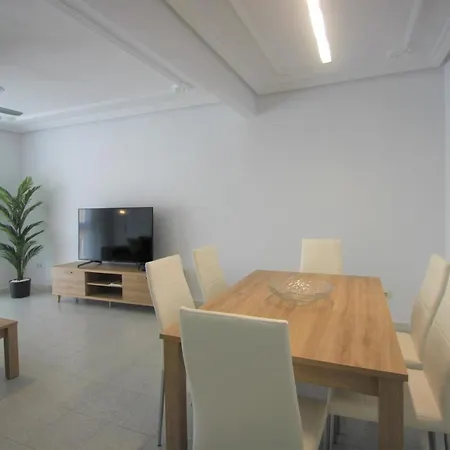 Apartament Casaturis Rambla Mendez Nunez En El Corazon De A109 *